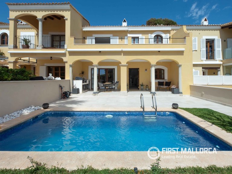Villa for Sale in Nova Santa Ponsa, Balearic Islands 2