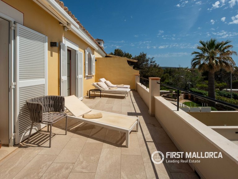 Villa for Sale in Nova Santa Ponsa, Balearic Islands 29