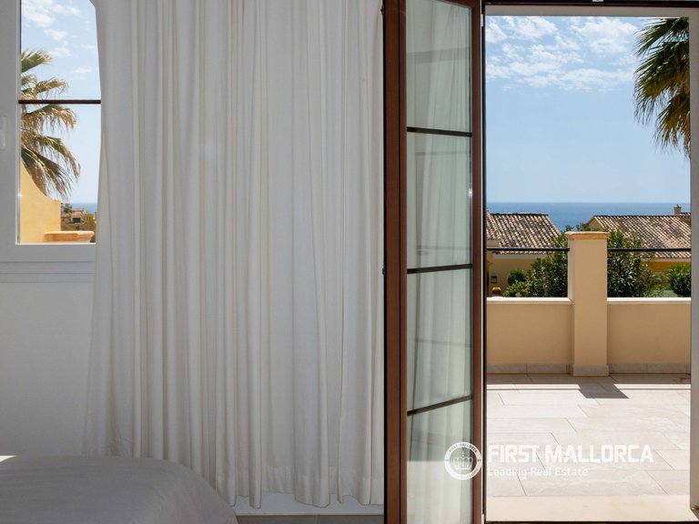 Villa for Sale in Nova Santa Ponsa, Balearic Islands 30