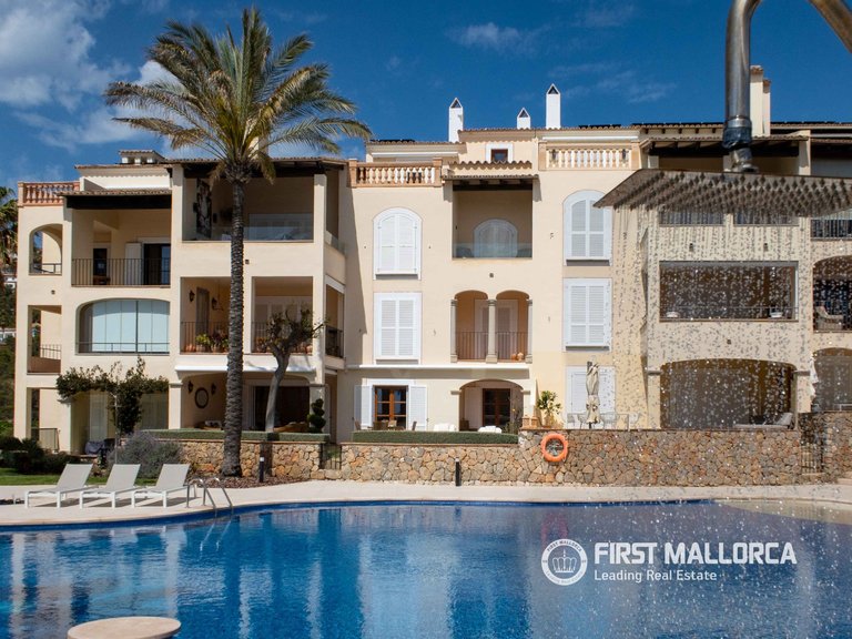 Villa for Sale in Nova Santa Ponsa, Balearic Islands 9