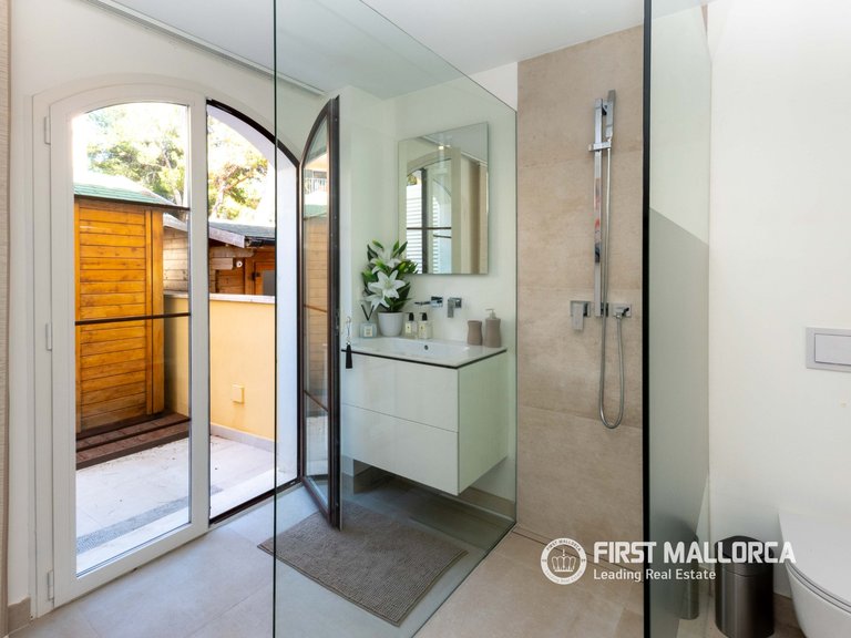 Villa for Sale in Nova Santa Ponsa, Balearic Islands 17