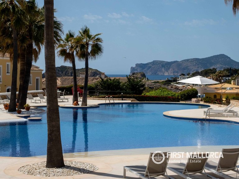 Villa for Sale in Nova Santa Ponsa, Balearic Islands 4