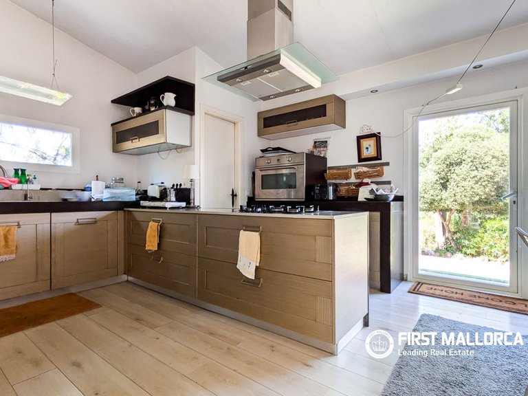 Villa for Sale in Establiments, Balearic Islands 9