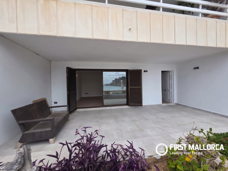 Apartment for Rent in Cala Mayor, Balearic Islands 2