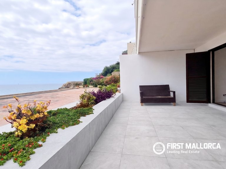 Apartment for Rent in Cala Mayor, Balearic Islands 1