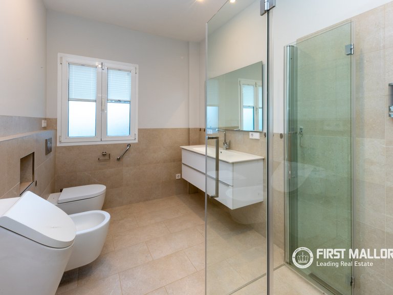 Villa for Sale in Nova Santa Ponsa, Balearic Islands 24