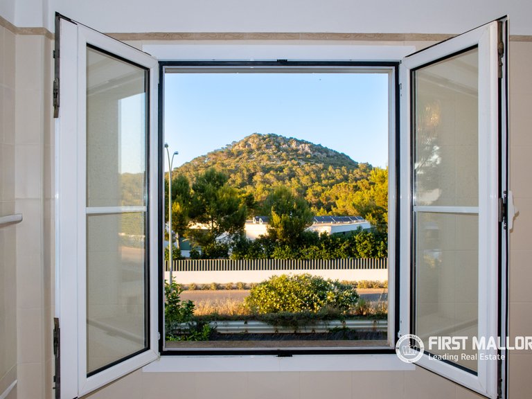 Villa for Sale in Nova Santa Ponsa, Balearic Islands 28