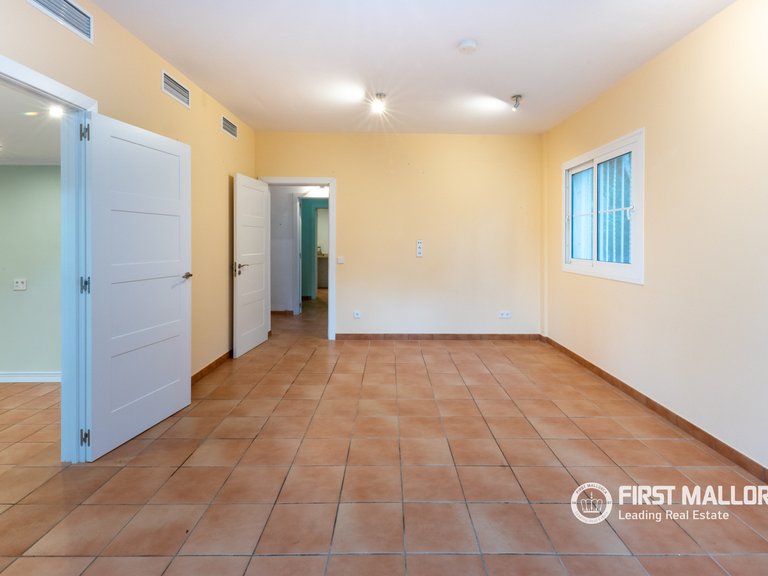 Villa for Sale in Nova Santa Ponsa, Balearic Islands 17