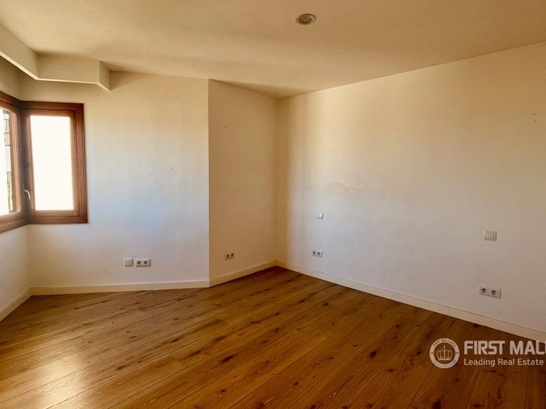 Apartment for Sale in Palma De Mallorca, Balearic Islands 10
