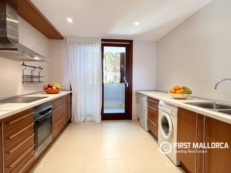 Apartment for Rent in Sol De Mallorca, Balearic Islands 11