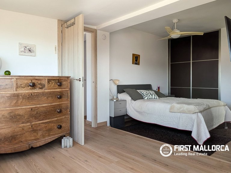 Penthouse for Sale in Palma De Mallorca, Balearic Islands 11
