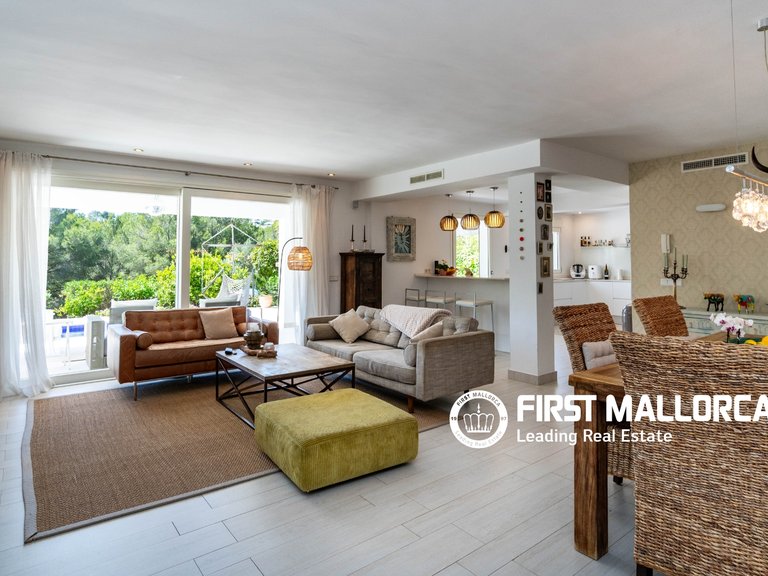 Villa for Sale in Santa Ponsa, Balearic Islands 4