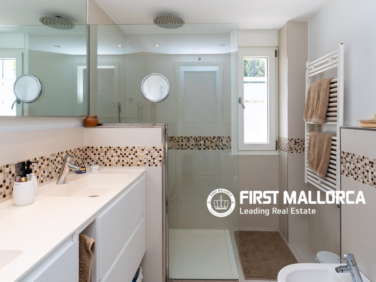 Villa for Sale in Santa Ponsa, Balearic Islands 16