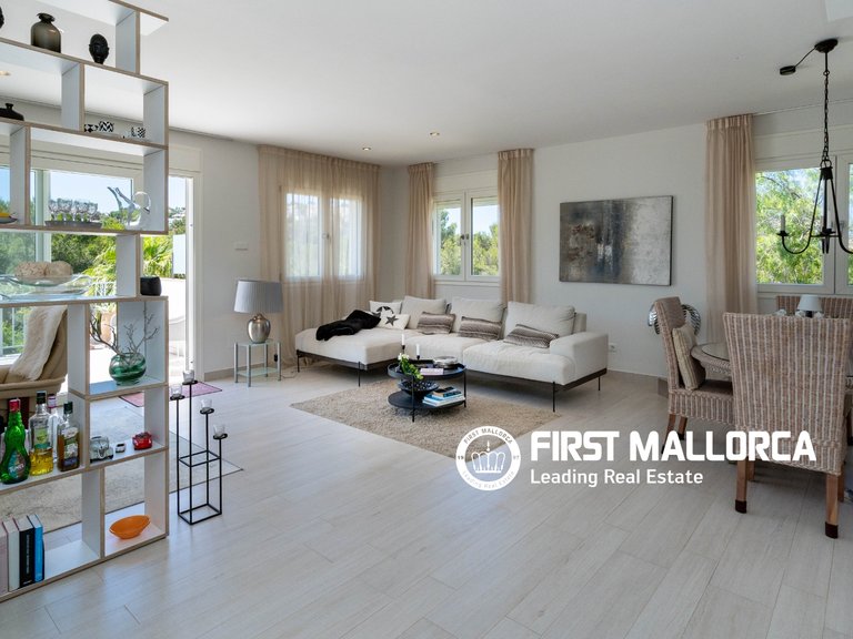 Villa for Sale in Santa Ponsa, Balearic Islands 22