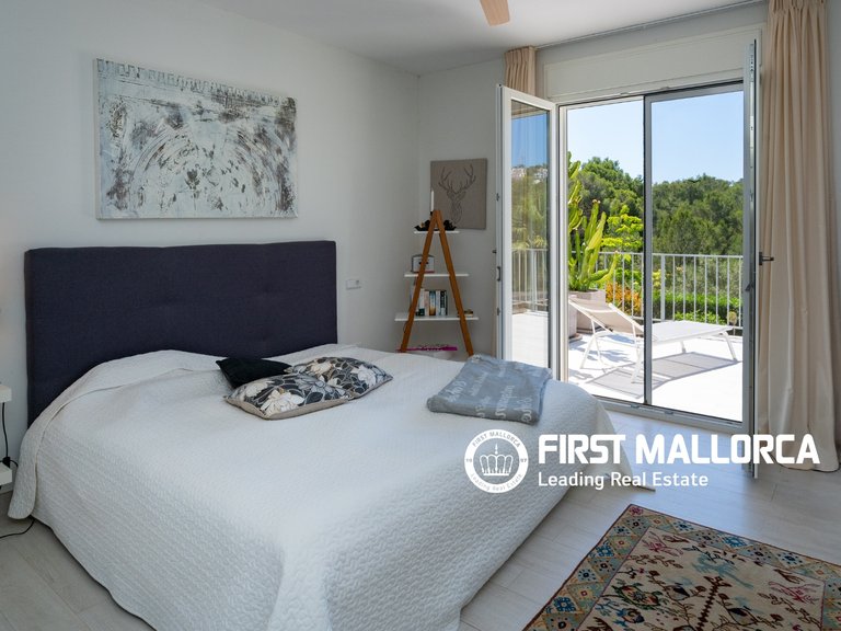 Villa for Sale in Santa Ponsa, Balearic Islands 26