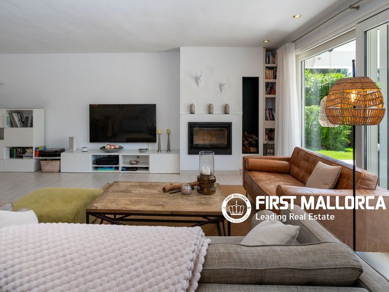 Villa for Sale in Santa Ponsa, Balearic Islands 6