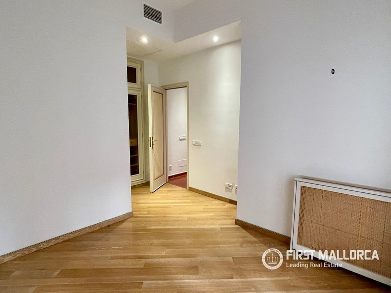 Apartment for Sale in Palma De Mallorca, Balearic Islands 15