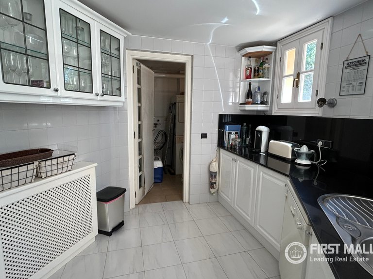 Apartment for Rent in Bendinat, Balearic Islands 8