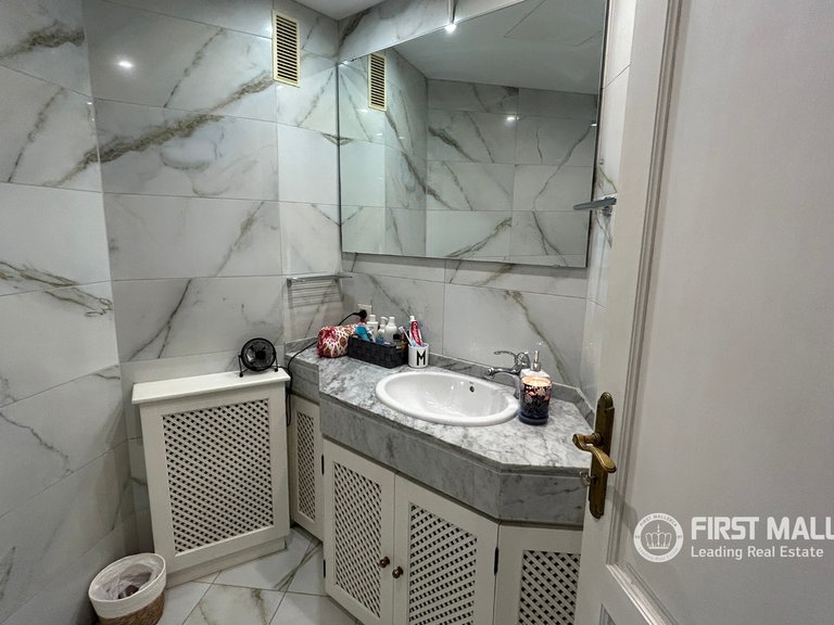 Apartment for Rent in Bendinat, Balearic Islands 13
