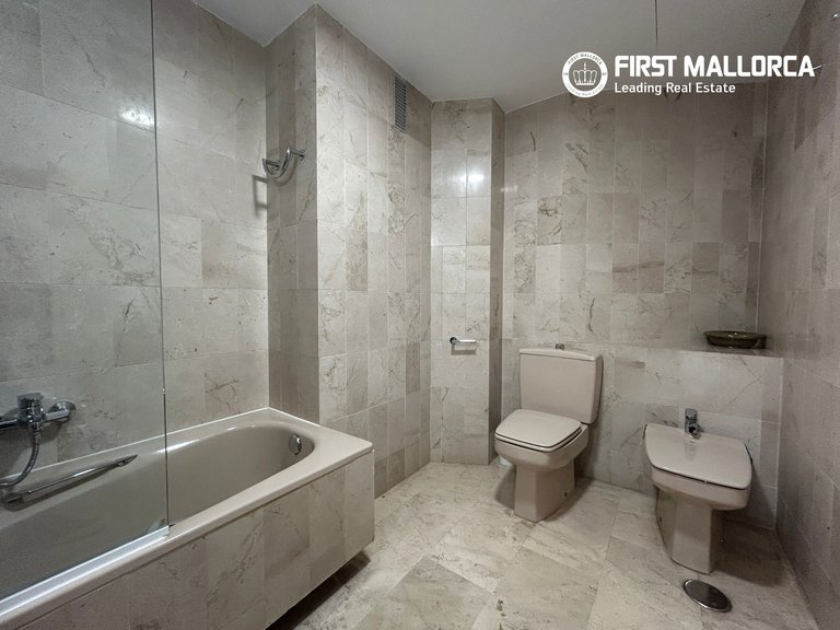 Apartment for Sale in Palma De Mallorca, Balearic Islands 21