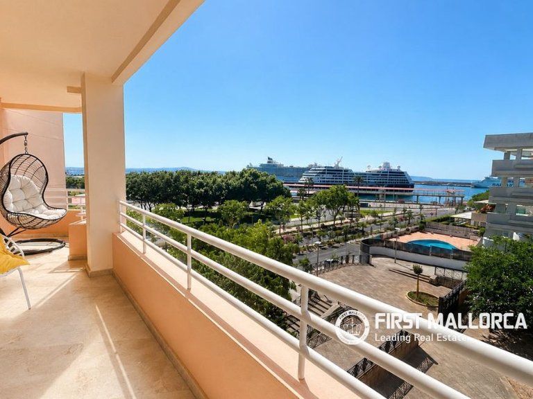 Apartment for Sale in Palma De Mallorca, Balearic Islands 1