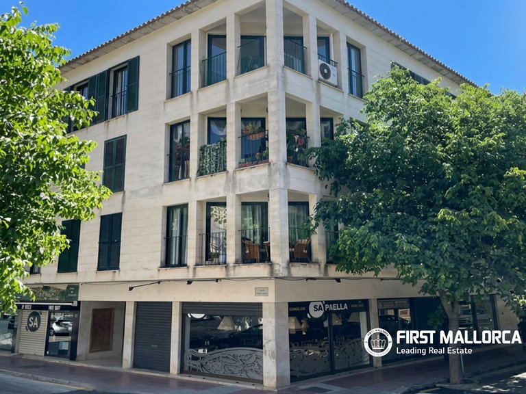 Apartment for Sale in Puerto De Sóller, Balearic Islands 1