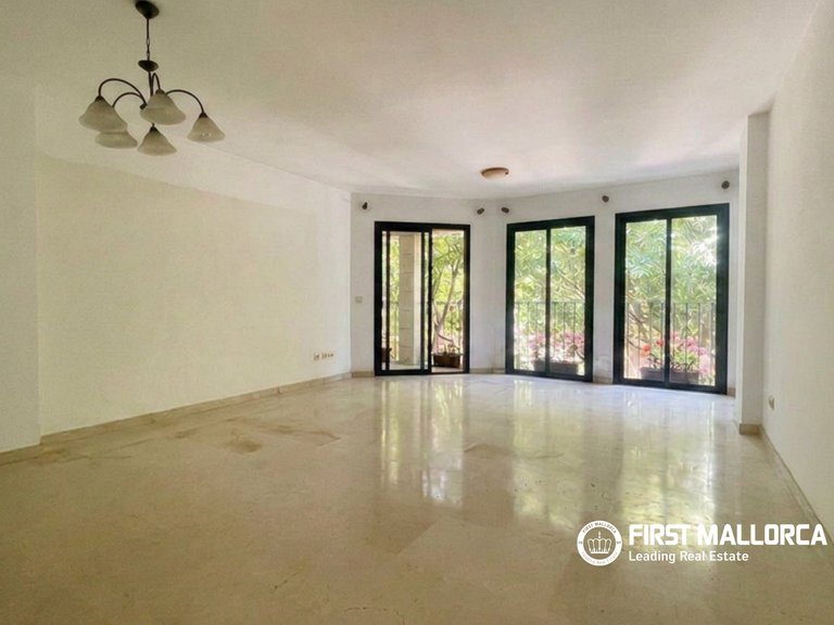 Apartment for Sale in Puerto De Sóller, Balearic Islands 2