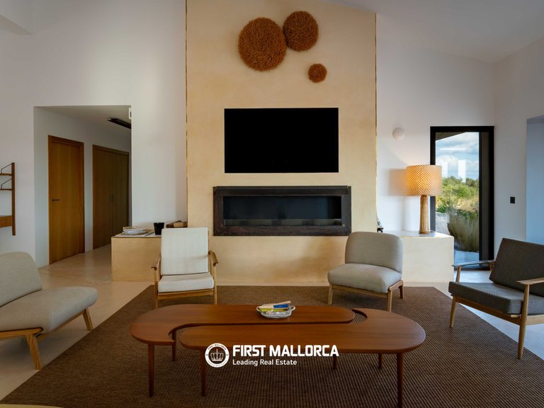 Country House for Sale in Ses Salines, Balearic Islands 9