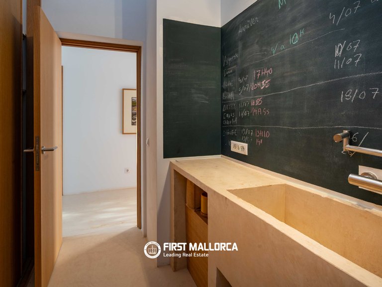 Country House for Sale in Ses Salines, Balearic Islands 8