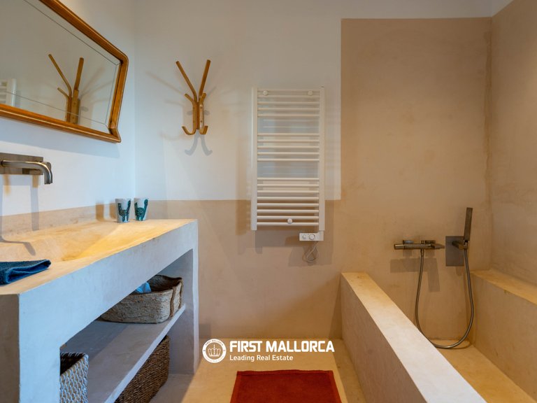 Country House for Sale in Ses Salines, Balearic Islands 18