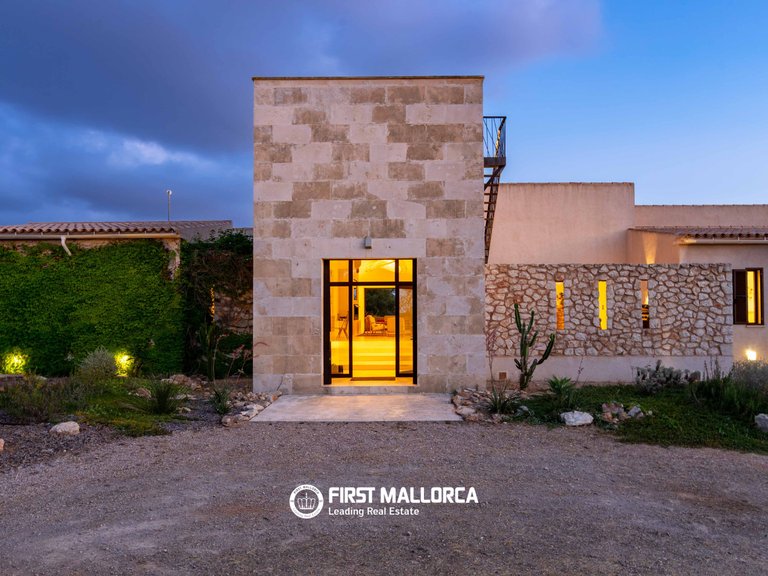 Country House for Sale in Ses Salines, Balearic Islands 39