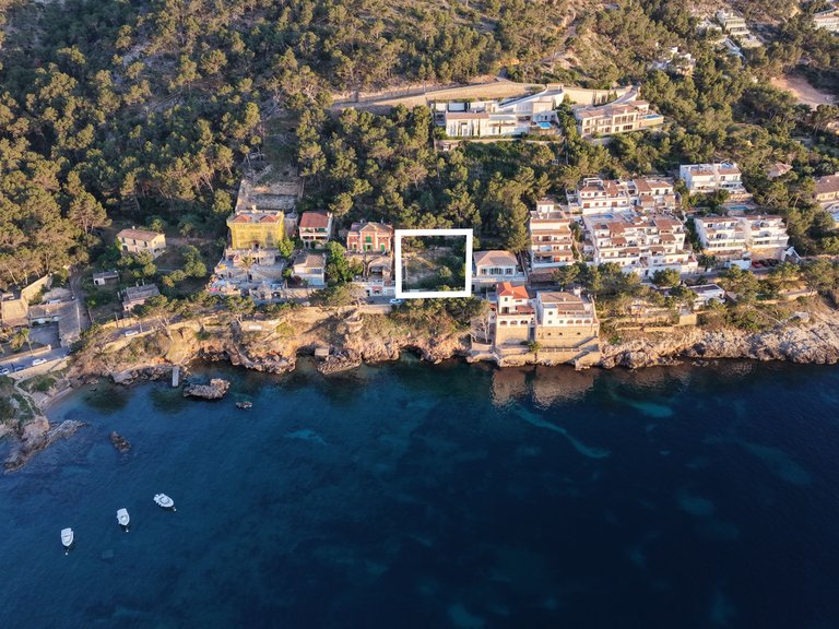 Plot for Sale in Puerto De Andratx, Balearic Islands 1