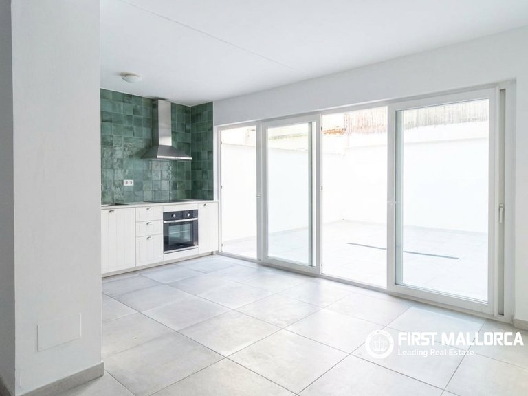 Apartment for Sale in Palma De Mallorca, Balearic Islands 2