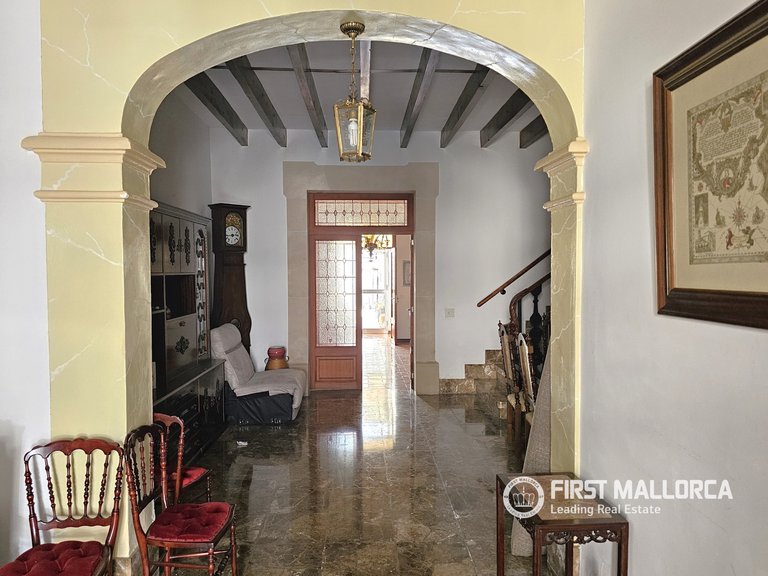 Town House for Sale in Llucmajor, Balearic Islands 8