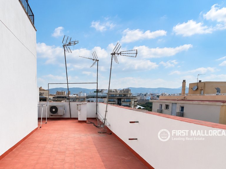 Apartment for Sale in Palma De Mallorca, Balearic Islands 1