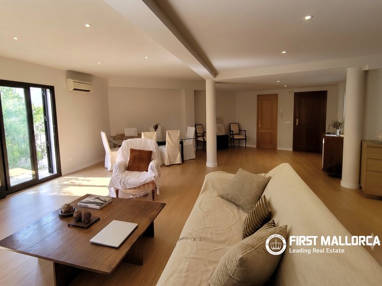 Apartment for Sale in Palma De Mallorca, Balearic Islands 1