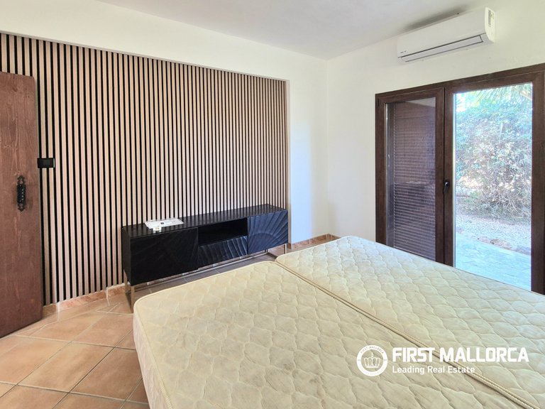 Country House for Rent in Llucmajor, Balearic Islands 17