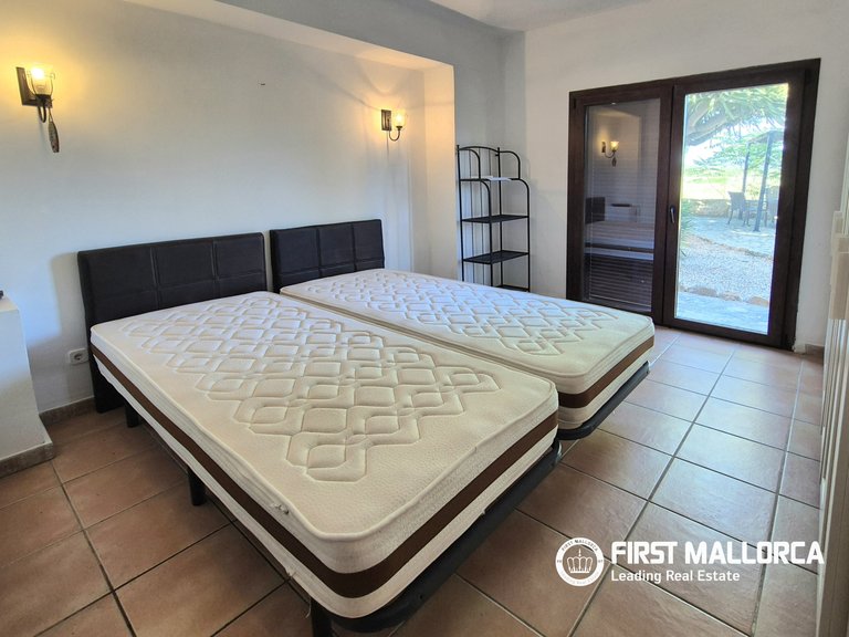 Country House for Rent in Llucmajor, Balearic Islands 22