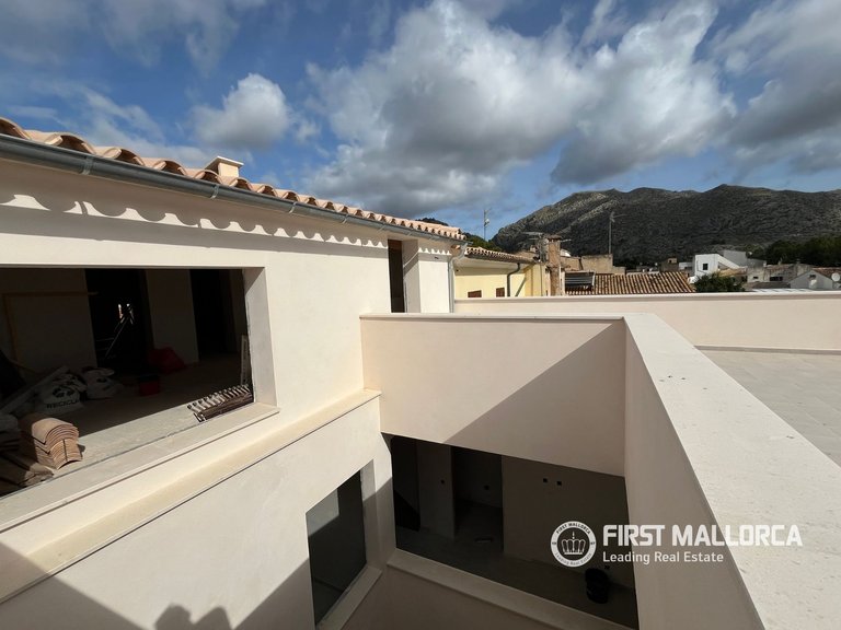Town House for Sale in Pollensa, Balearic Islands 19