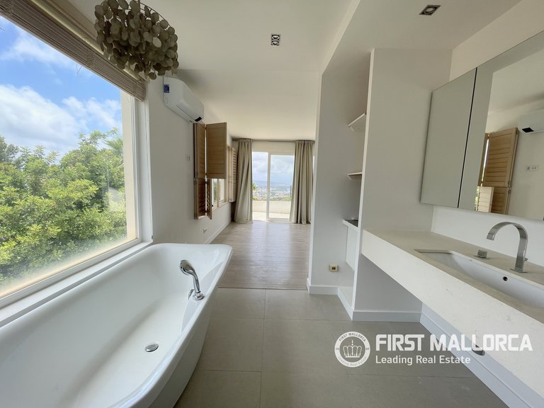 Villa for Sale in Costa D´en Blanes, Balearic Islands 13