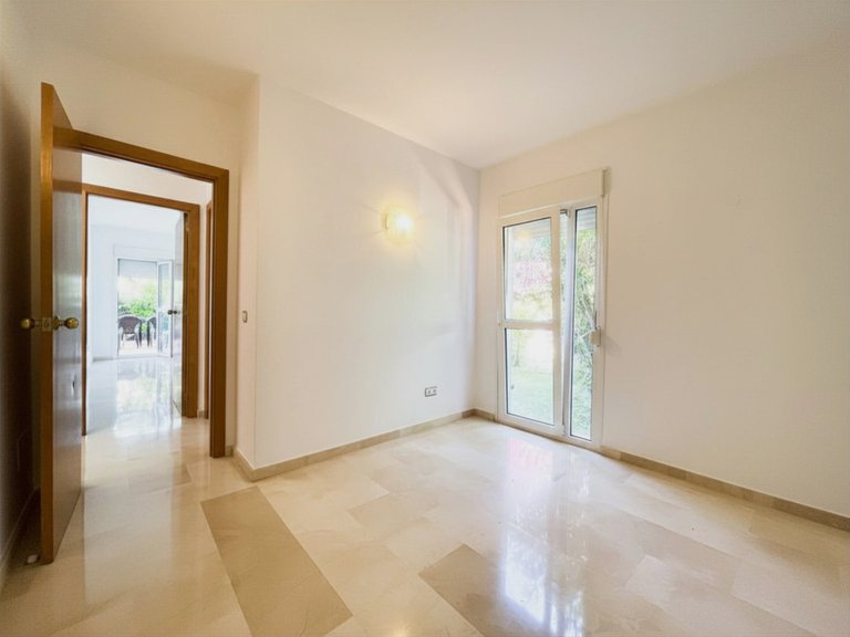 Apartment for Rent in San Agustín, Balearic Islands 7