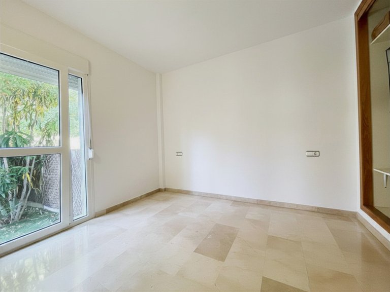 Apartment for Rent in San Agustín, Balearic Islands 6