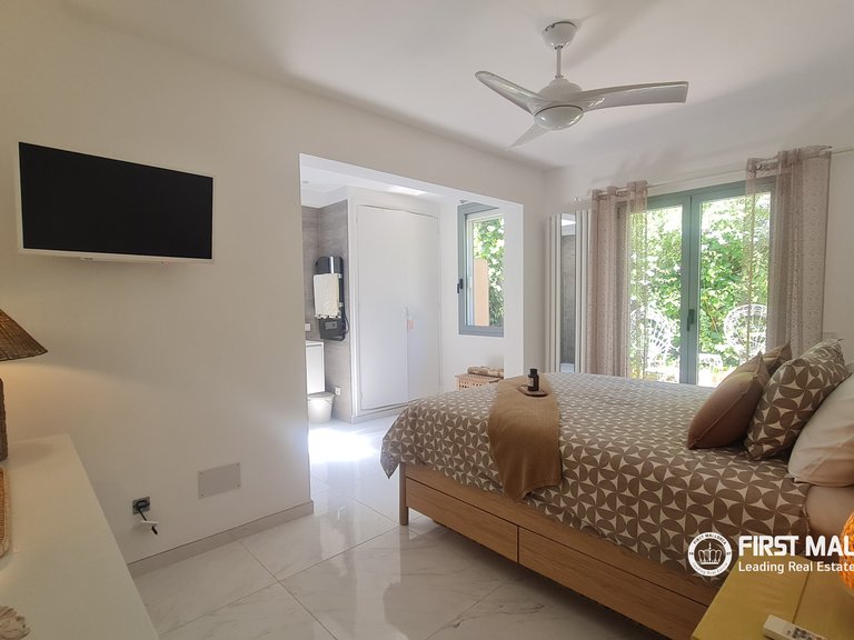 Villa for Sale in Palmanova, Balearic Islands 10