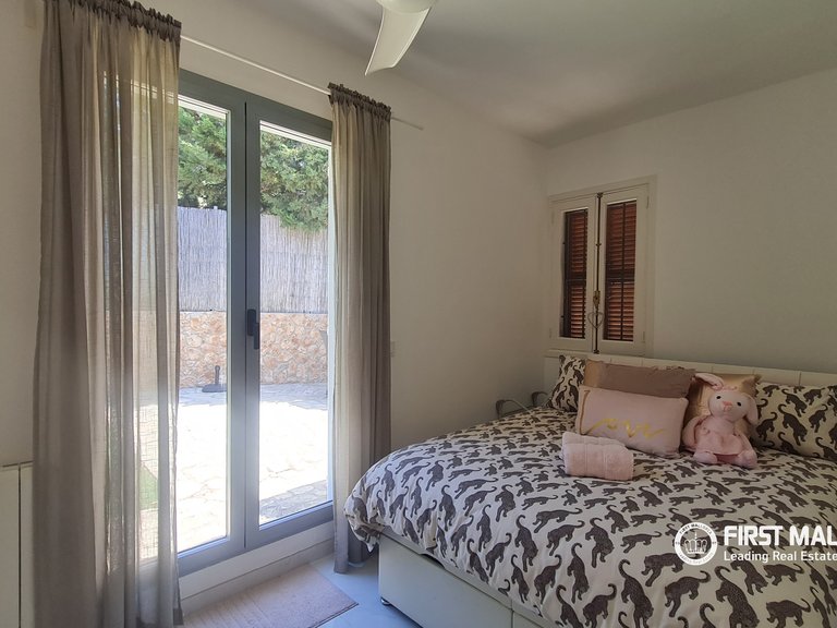 Villa for Sale in Palmanova, Balearic Islands 13