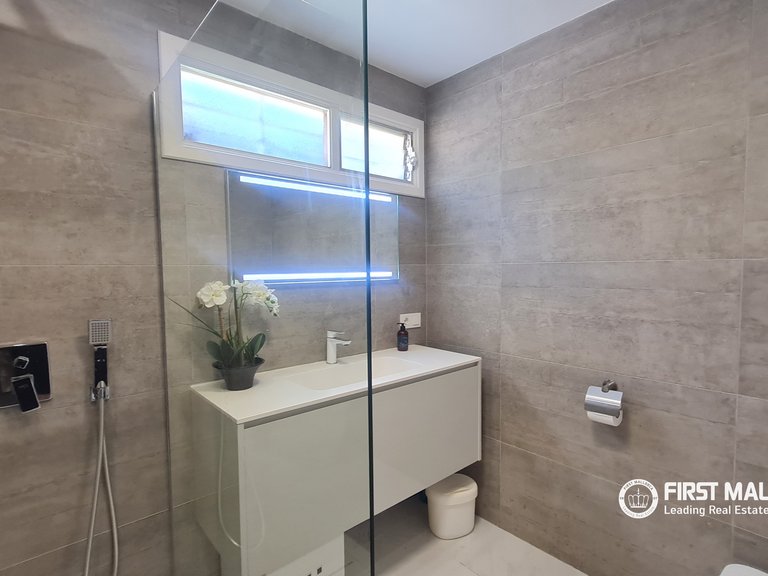 Villa for Sale in Palmanova, Balearic Islands 15
