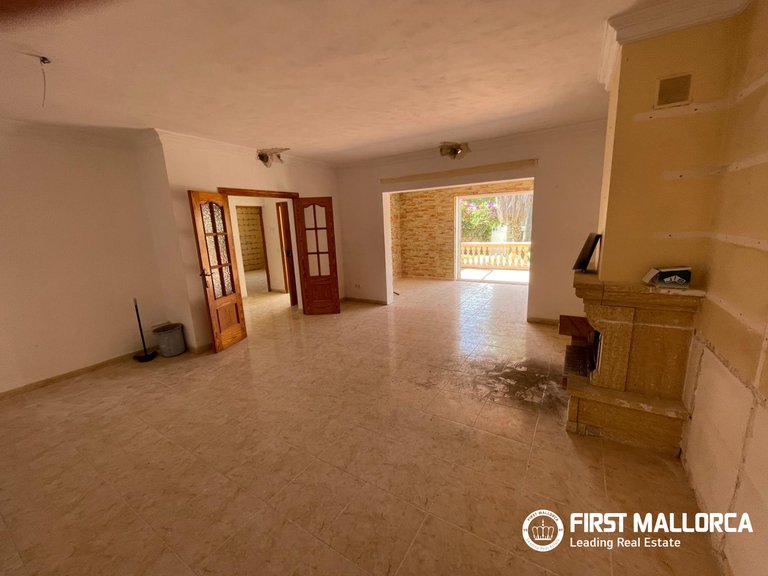 Villa for Sale in Bahía Grande, Balearic Islands 4