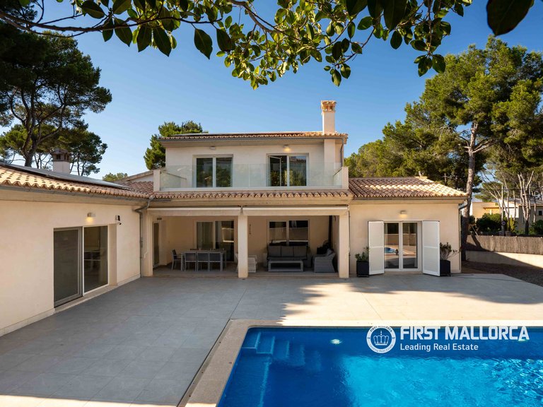 Villa for Sale in El Toro, Balearic Islands 2