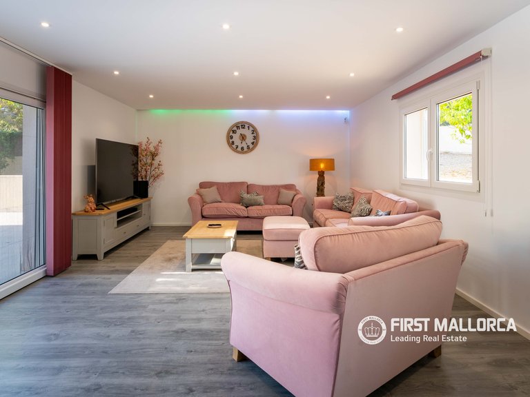 Villa for Sale in El Toro, Balearic Islands 9