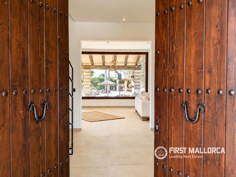 Country House for Sale in Santanyí, Balearic Islands 11