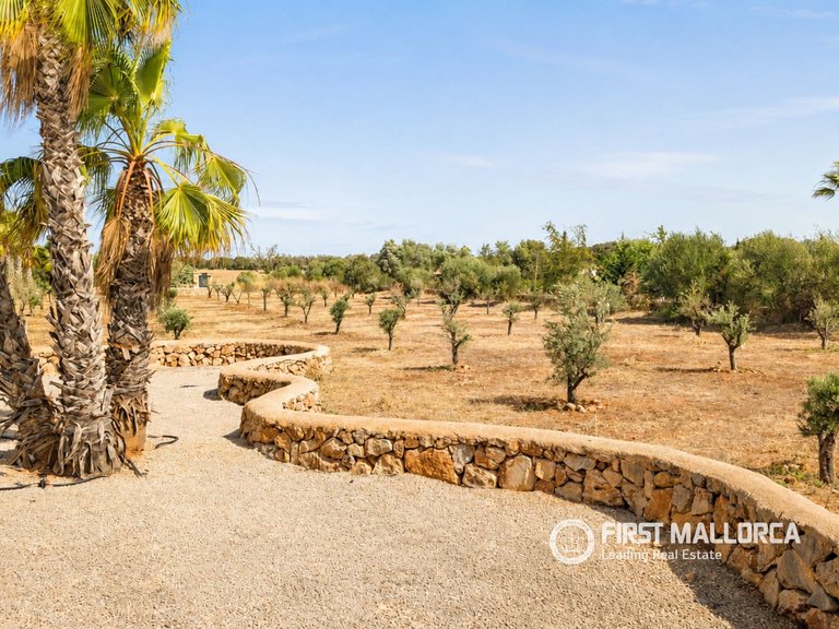 Country House for Sale in Santanyí, Balearic Islands 37
